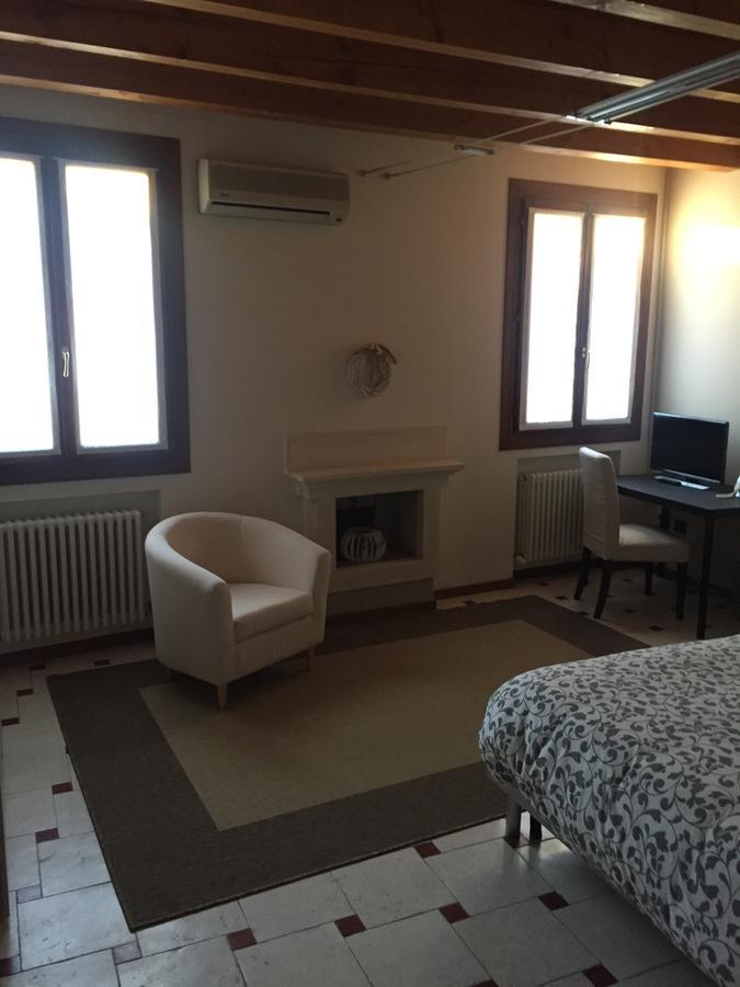 B&B Via Garibaldi Лониго Экстерьер фото