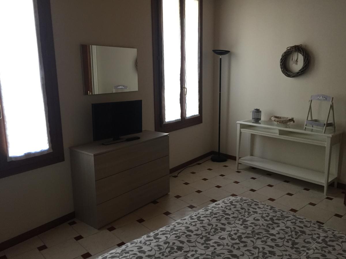 B&B Via Garibaldi Лониго Экстерьер фото