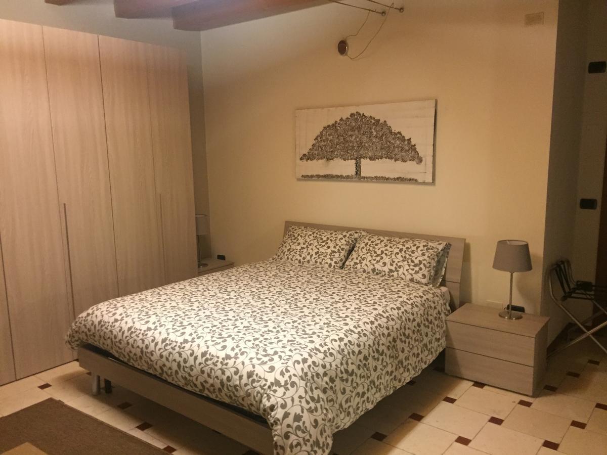 B&B Via Garibaldi Лониго Экстерьер фото